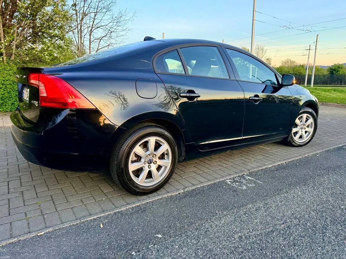 12 VOLVO S60 D2  1.6D NCT 08.26 - Image 3