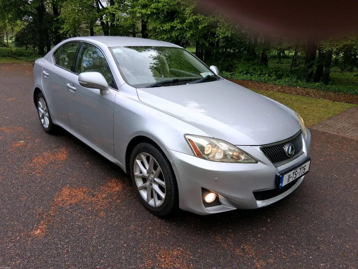 Lexus IS 200d. FSH. Low miles. NCT to June 27. - Image 3