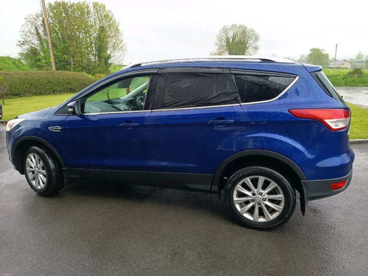 Ford Kuga - Image 2