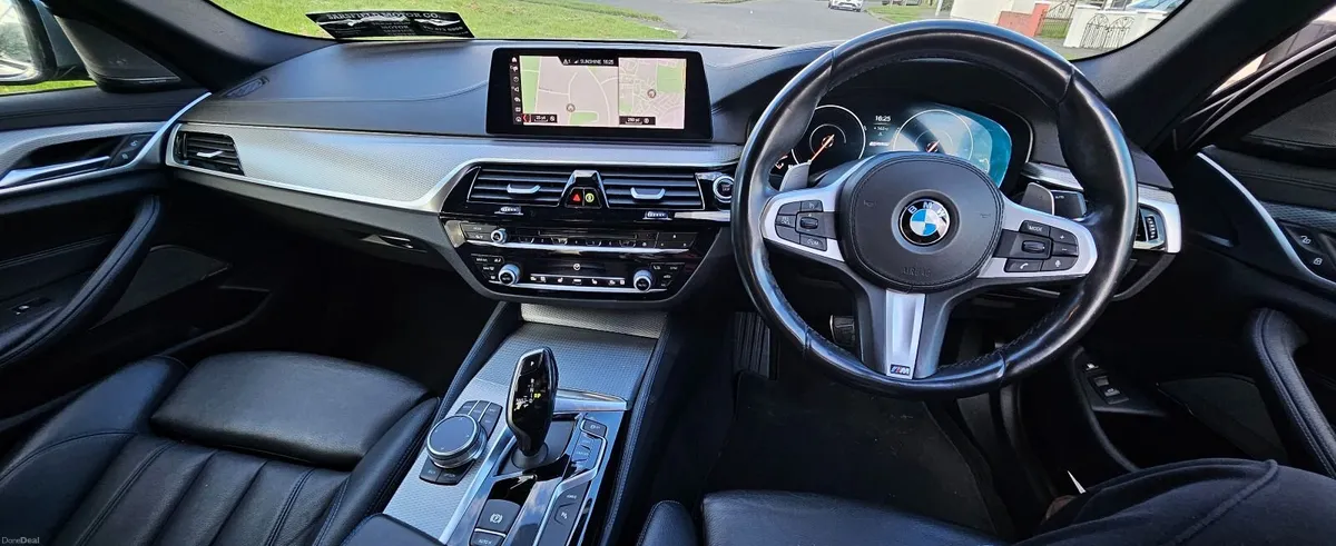 BMW 5-Series 2019 - Image 3