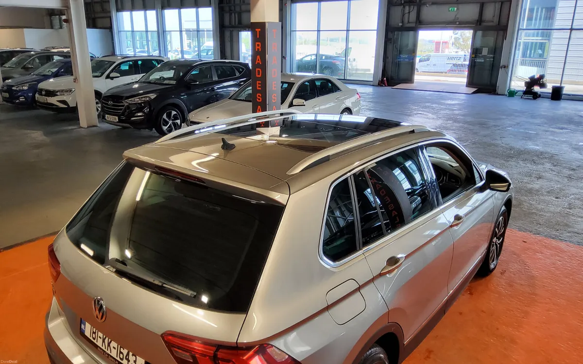 Volkswagen Tiguan 2018 - Image 3