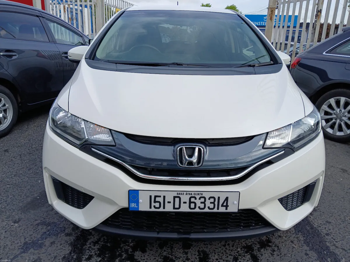 Honda fit 1.3 petrol Tax and new NCT - Image 3