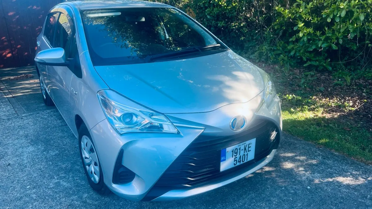 Toyota Vitz 2019 Hybrid - Image 2