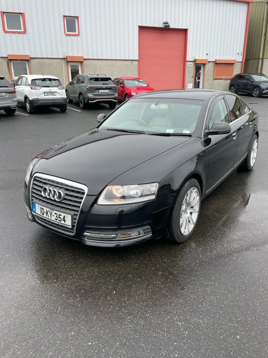 2010 AUDI A6 - Image 2