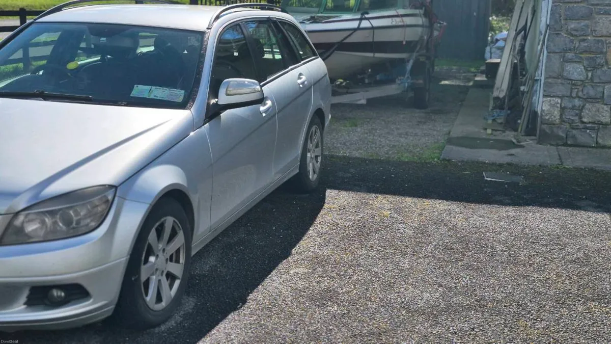 08 Mercedes estate c class 200 - Image 2