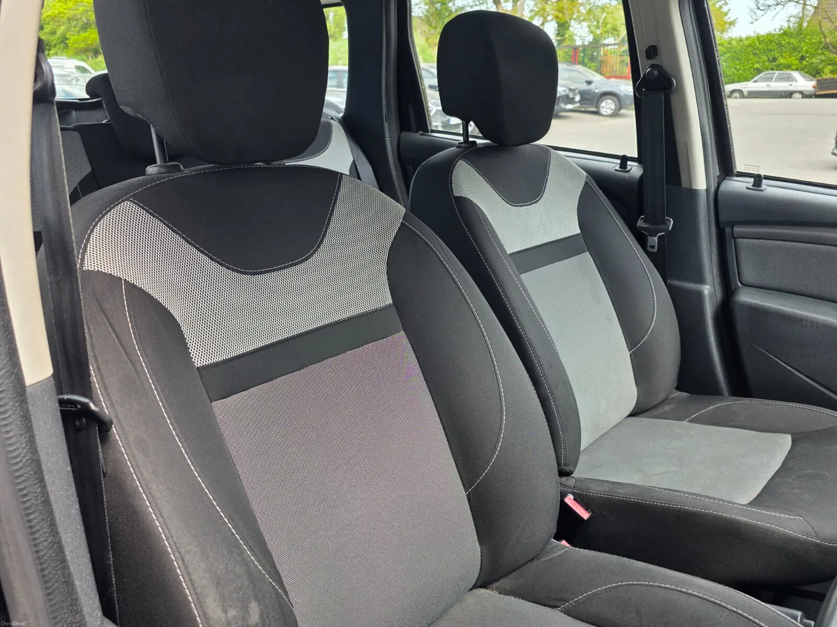 2018 Dacia Duster 1.5 DCI PRESTIGE // NEW NCT - Image 4