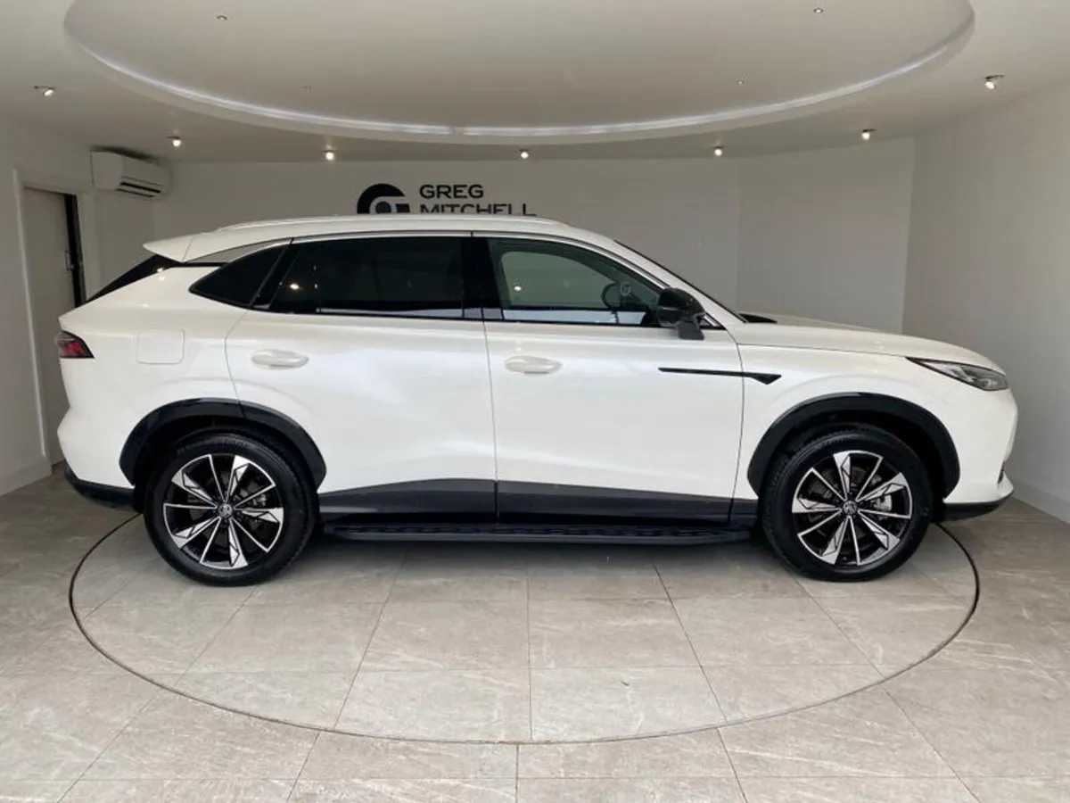 MG HS 1.5 T-GDI PHEV Trophy 5dr Auto - Image 4