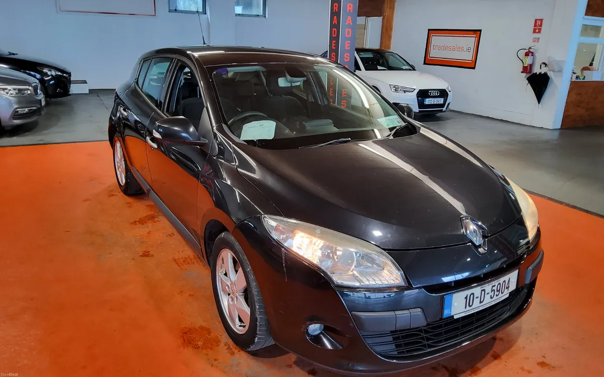 Renault Megane 2010 - Image 1