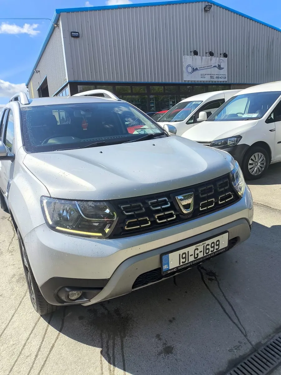 Dacia Duster 2019 prestige blue DCI 115 - Image 1