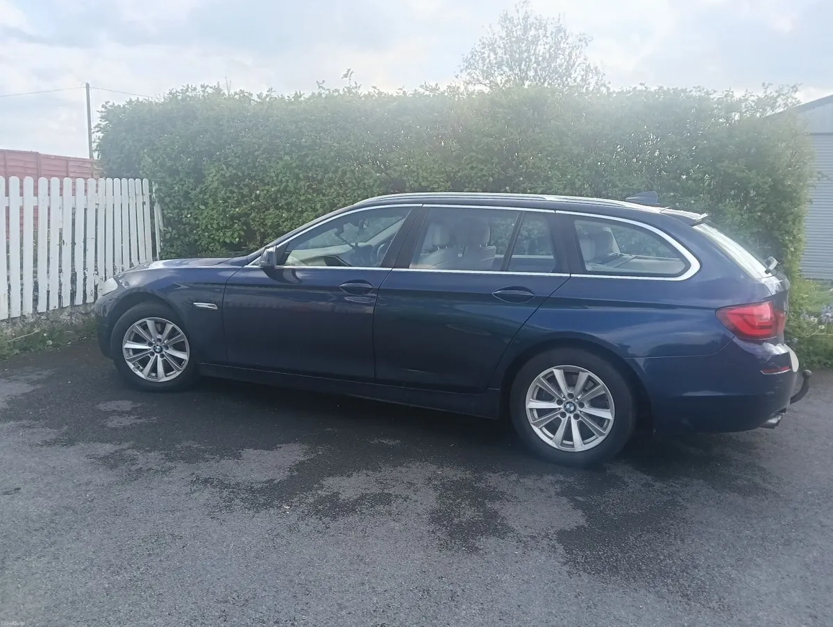BMW 5-Series 2013 - Image 3