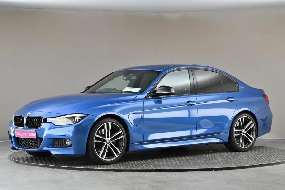 BMW 3-Series 330E MSPORT F30 SHADOW EDITION **LEAT - Image 4