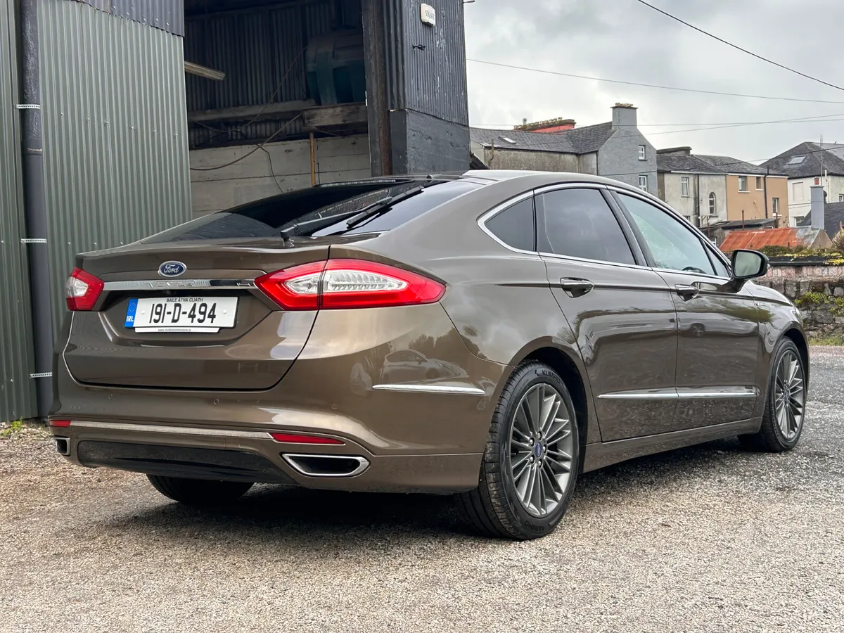 Ford Mondeo 2019 Vignale 2 liter diesel - Image 4