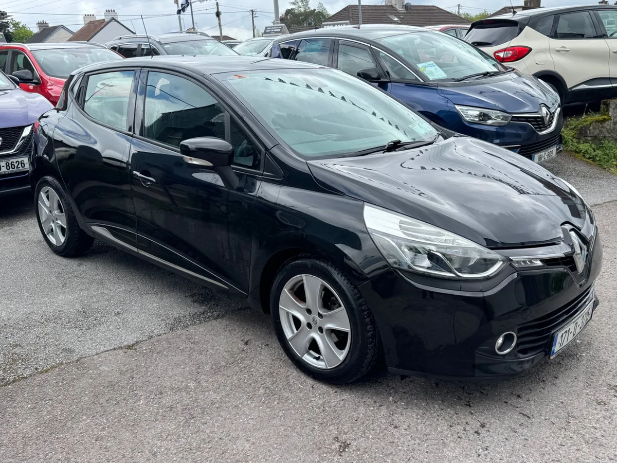 Renault Clio low mileage Diesel - Image 4