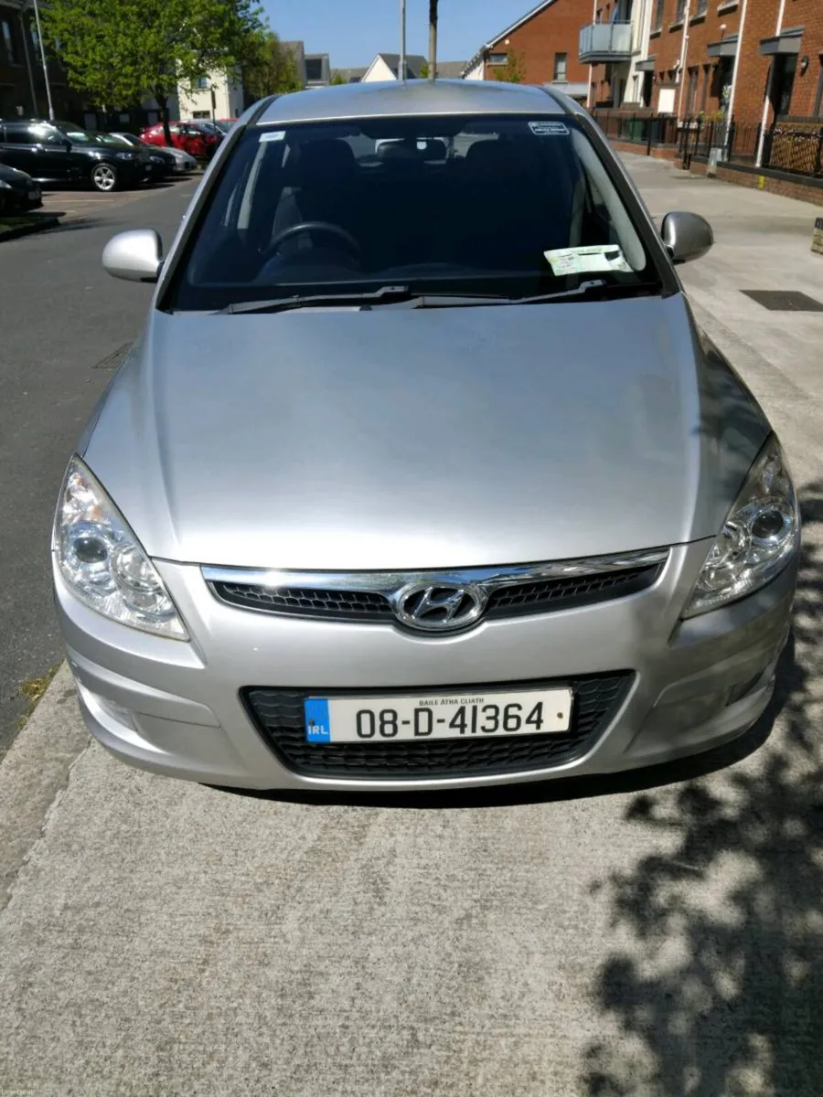 Hyundai i30 1.6 - Image 1