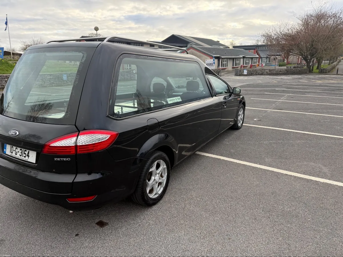 Ford Mondeo 2010 - Image 2