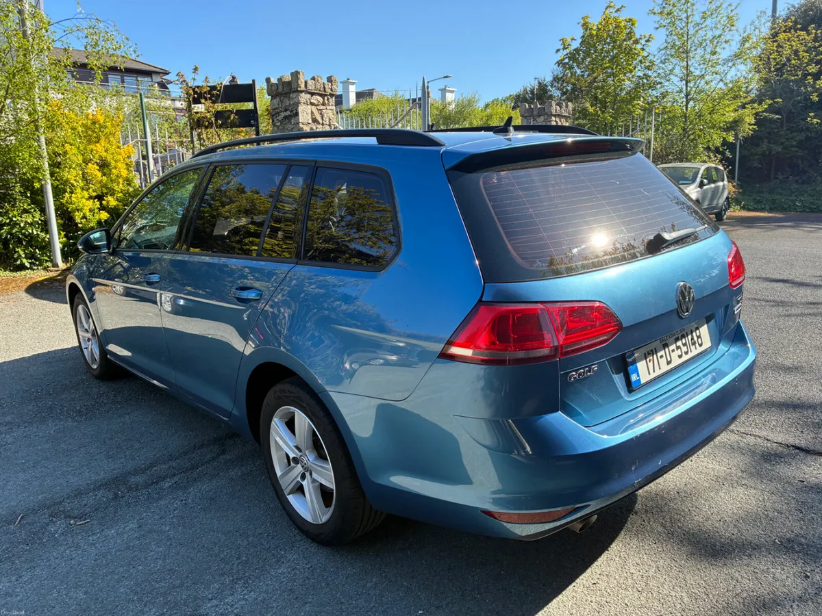 Volkswagen Golf Estate Diesel - Image 6