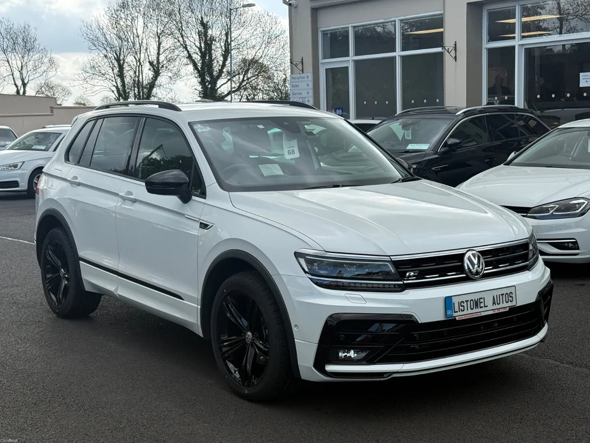 182 VW TIGUAN R-LINE BLACK EDITION 4WD 2.0 DIESEL - Image 4