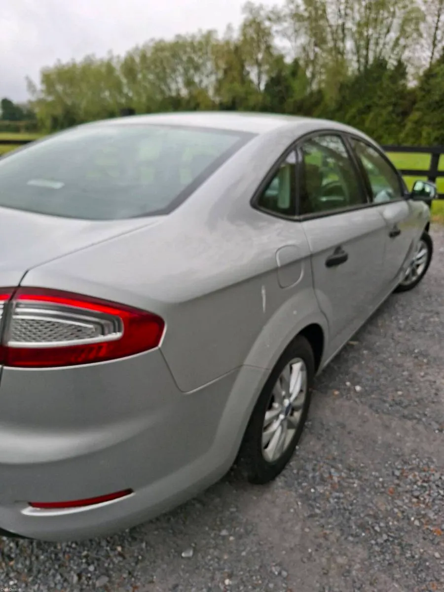 Ford mondeo - Image 3