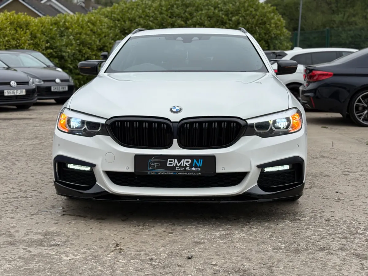 2019 BMW ESTATE 520 M SPORT AUTO - Image 2
