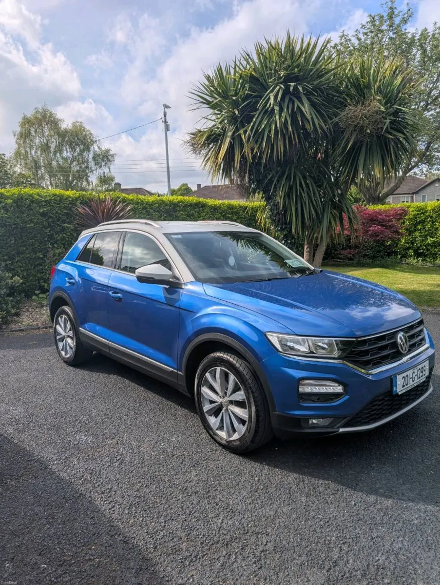 201 VW TROC Design 1.0L TSI - Image 2