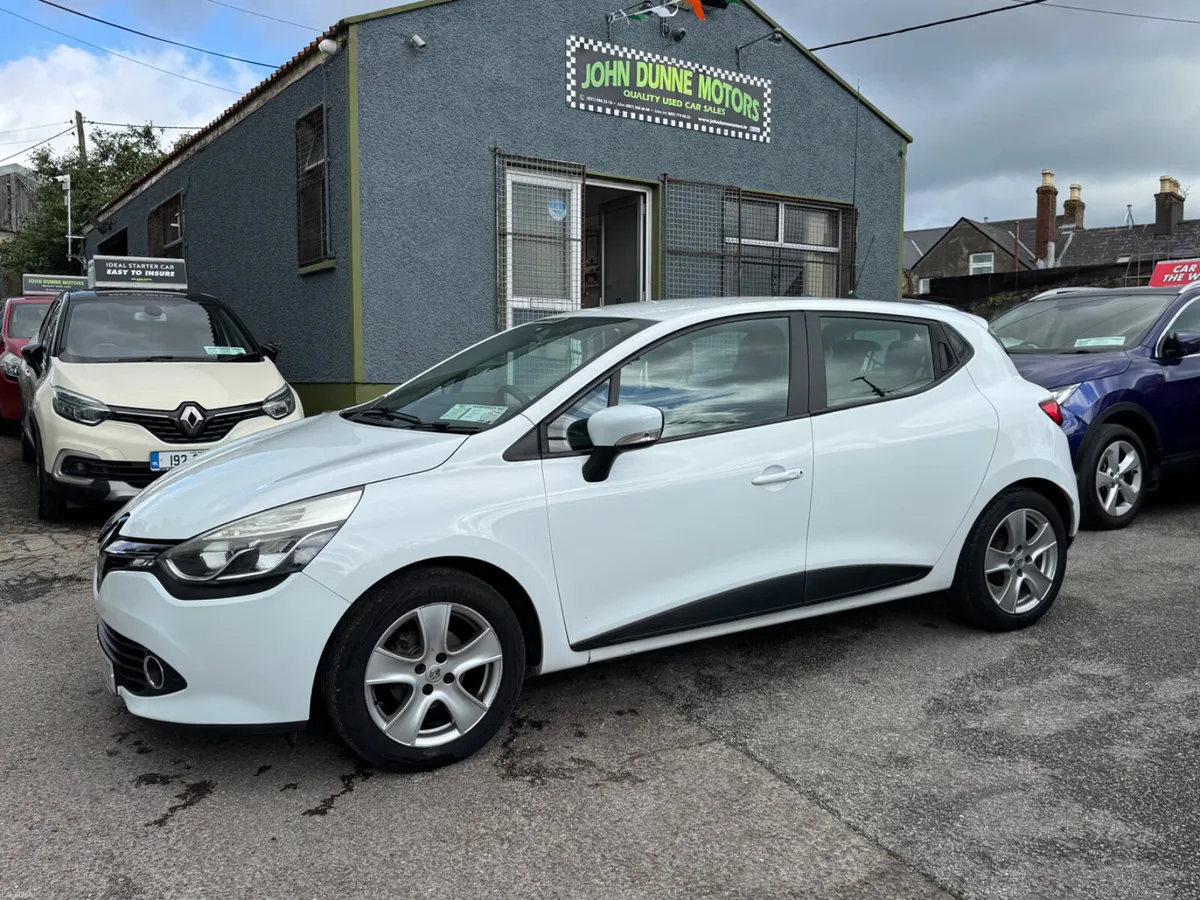 Renault Clio Ideal starter car - Image 1