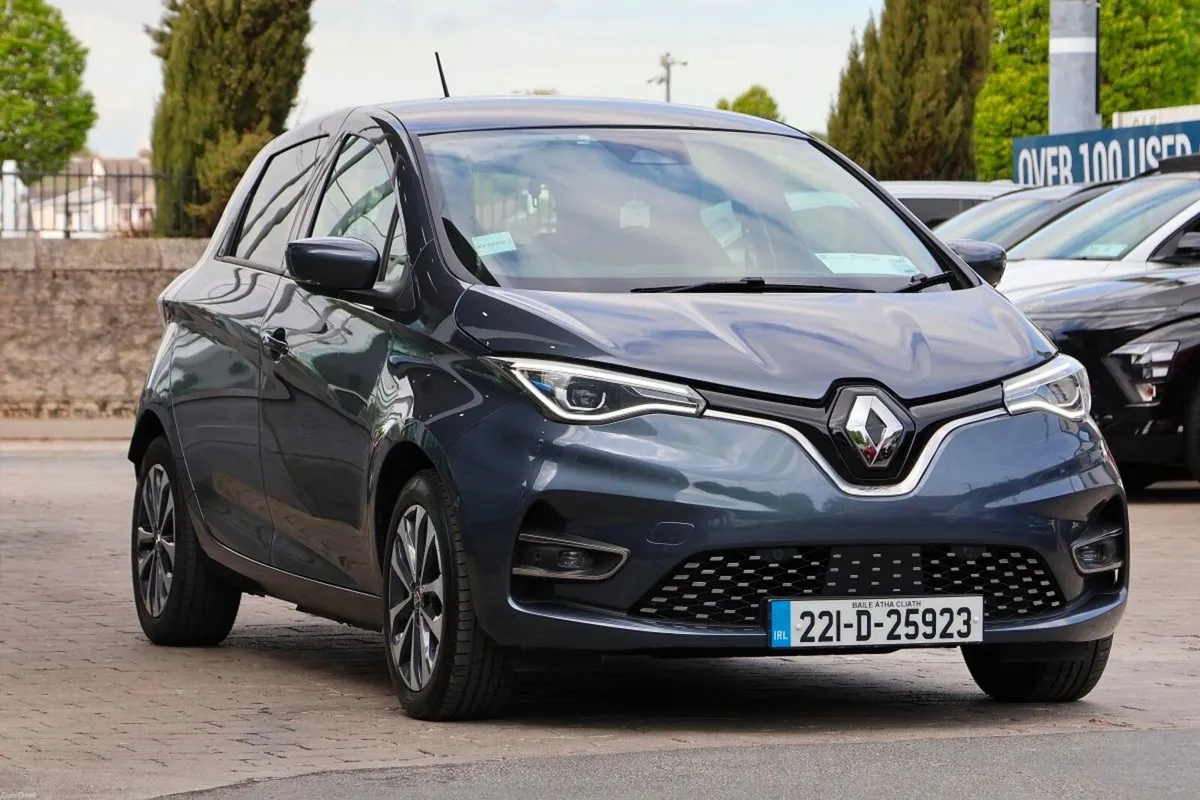 Renault Zoe R135 Z.E 50 GT Line CCS Rapid charge - Image 3