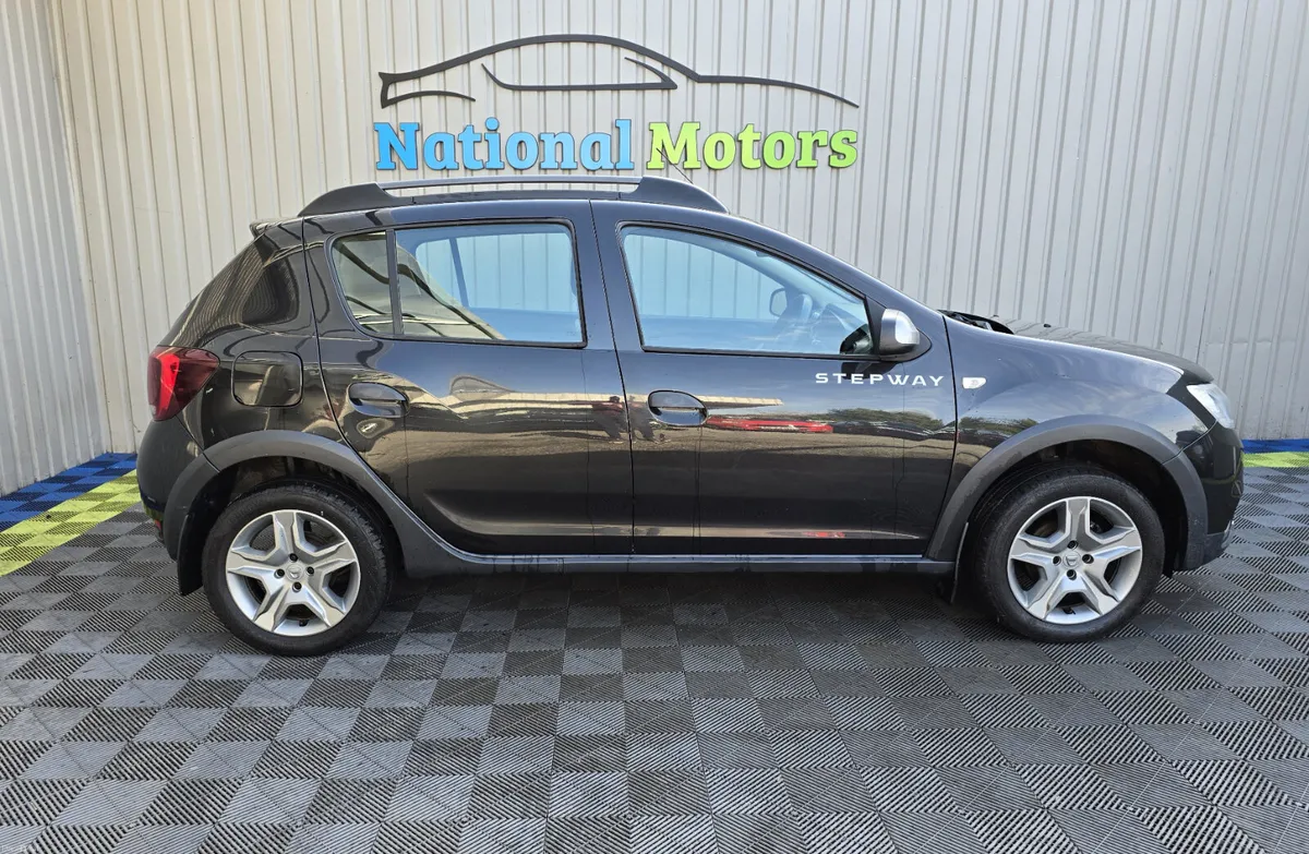 2018 Dacia Sandero Stepway 1.5 dCi SIGNATURE - Image 3