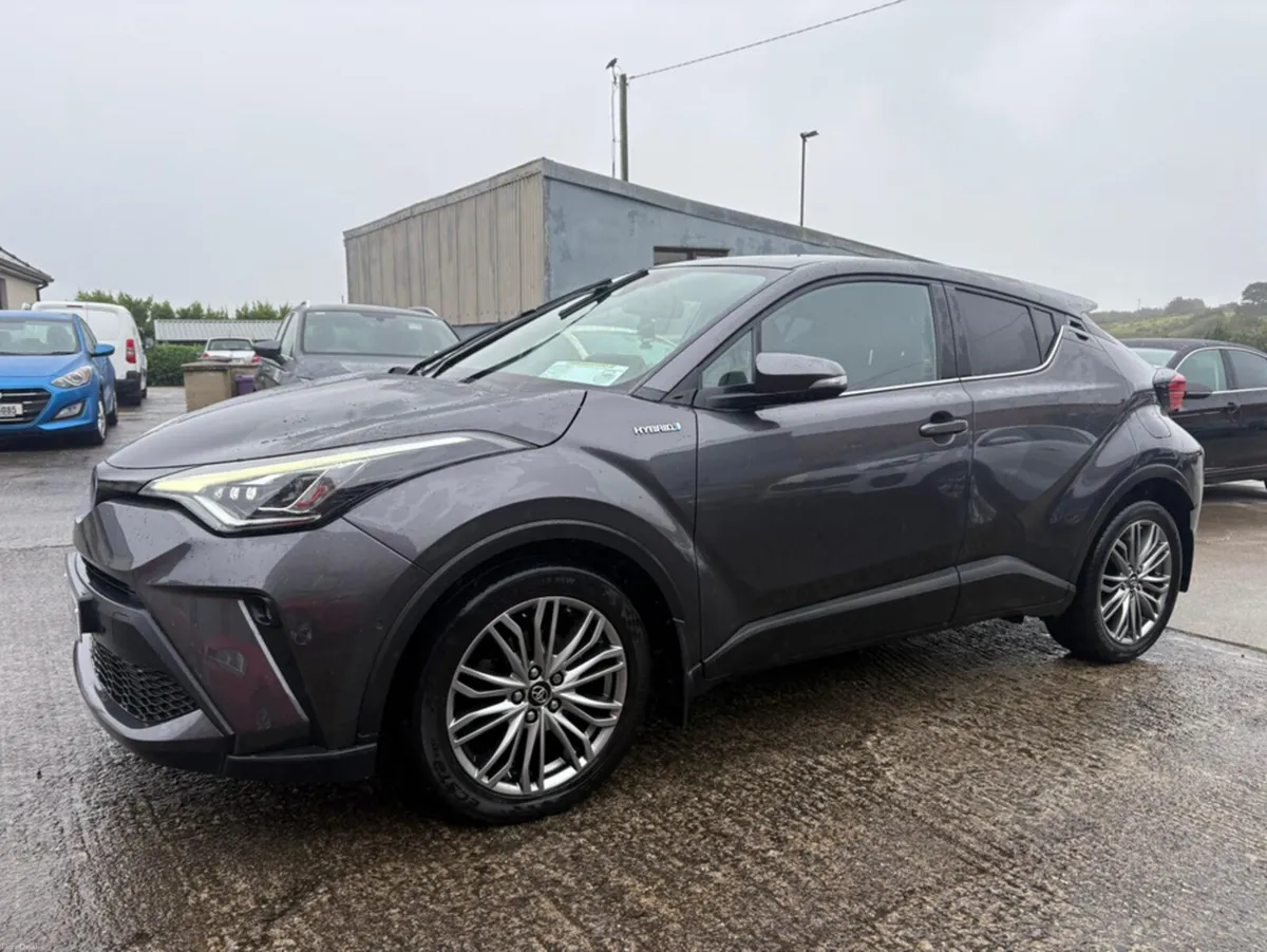 Toyota C-HR 1.8 HYBRID SOL 4DR AUTO - Image 3