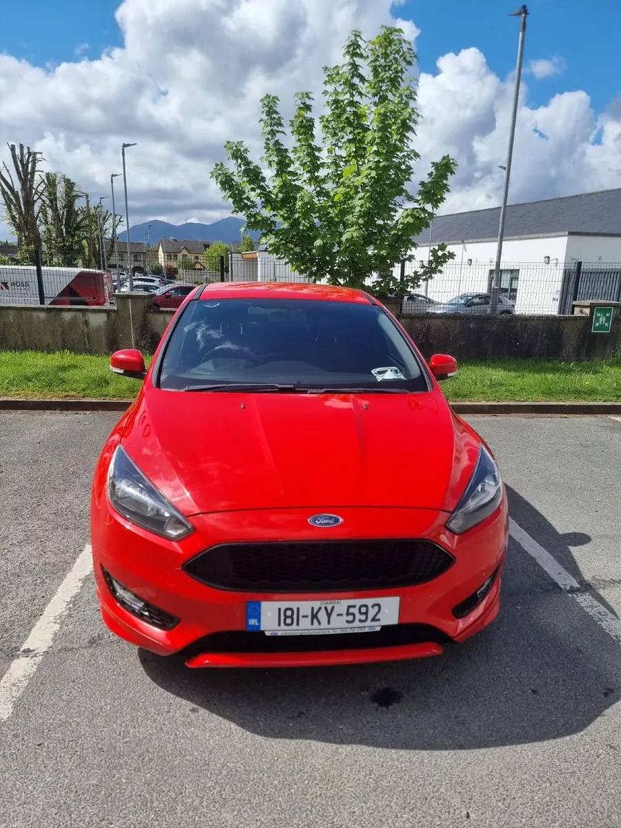 Ford Focus 2018 - Image 2