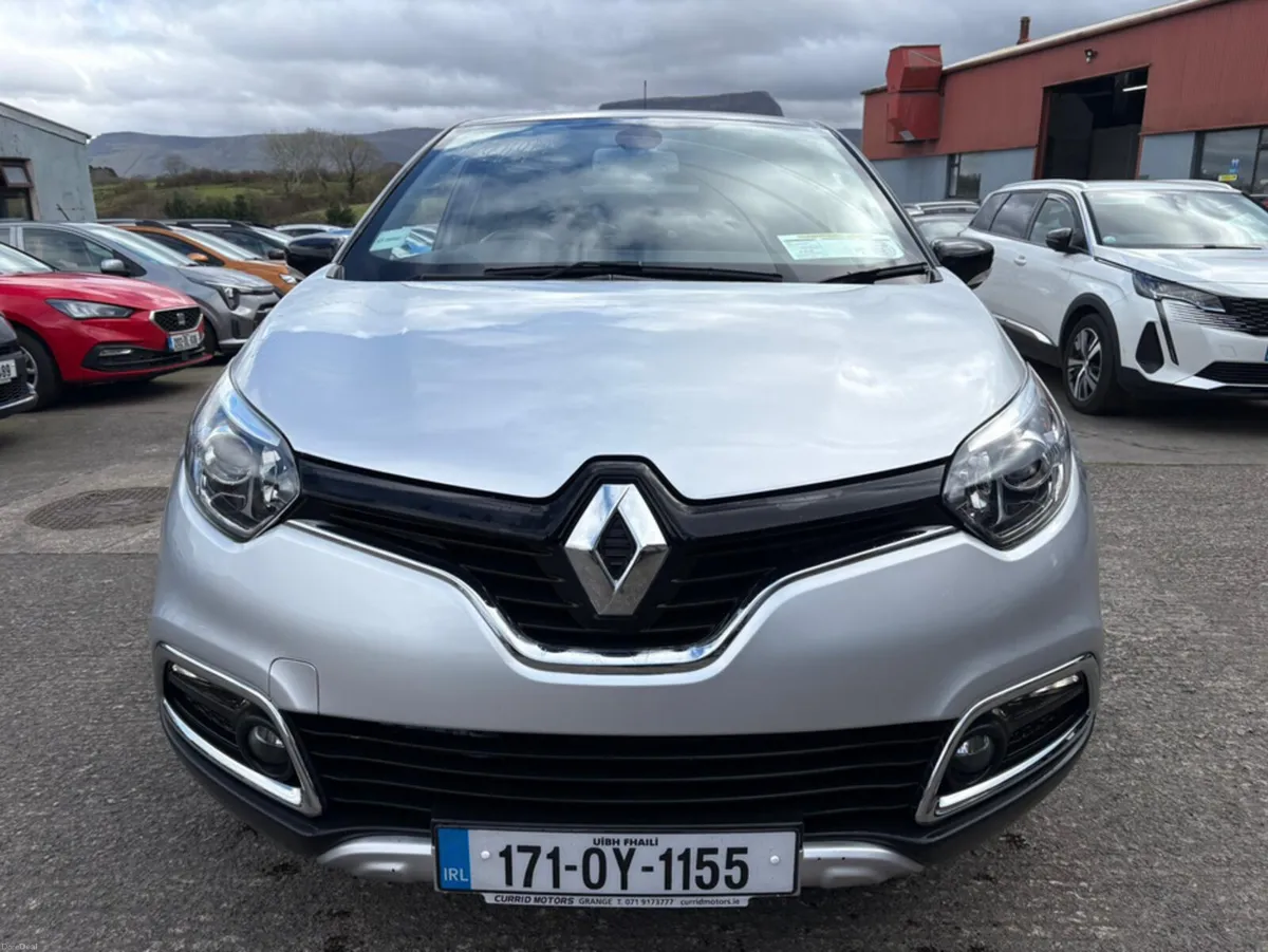 Renault Captur SIGNATURE 1.5 DCI 90 20 4DR - Image 2