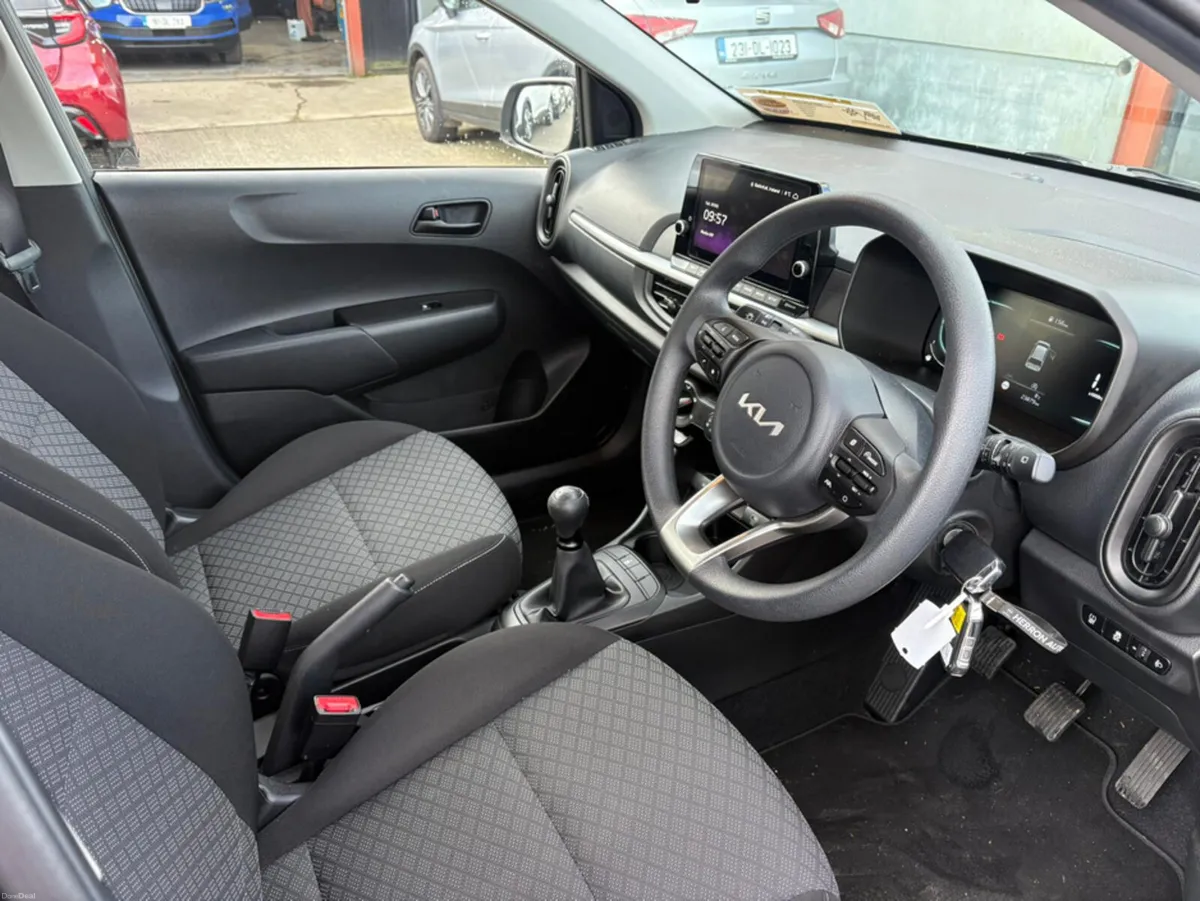Kia Picanto 1.0 PE2 MT - Image 3