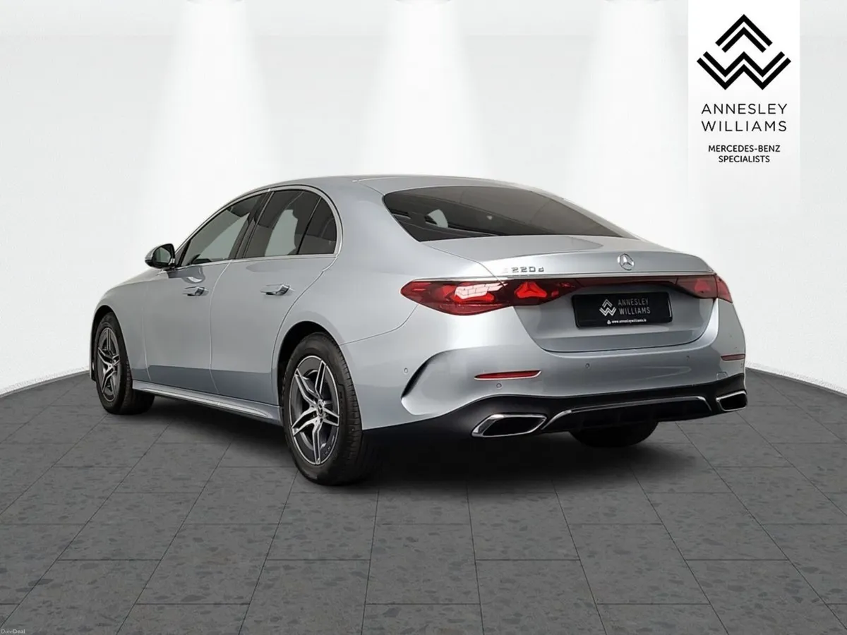 Mercedes-Benz E-Class E220d AMG Line - Image 6