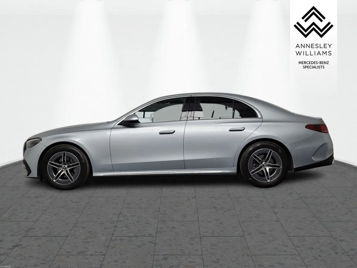 Mercedes-Benz E-Class E220d AMG Line - Image 5
