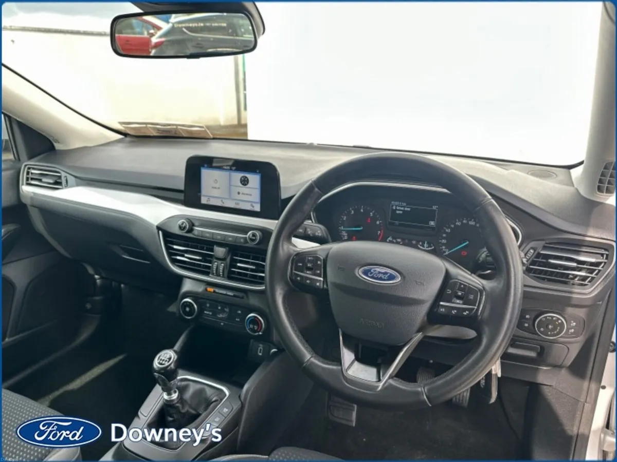 Ford Focus 1.0 PETROL - Image 5