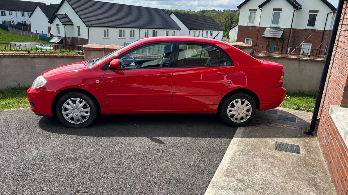 2005 Toyota Corolla, low mileage, NCT, 3 Keys 🔥 - Image 1