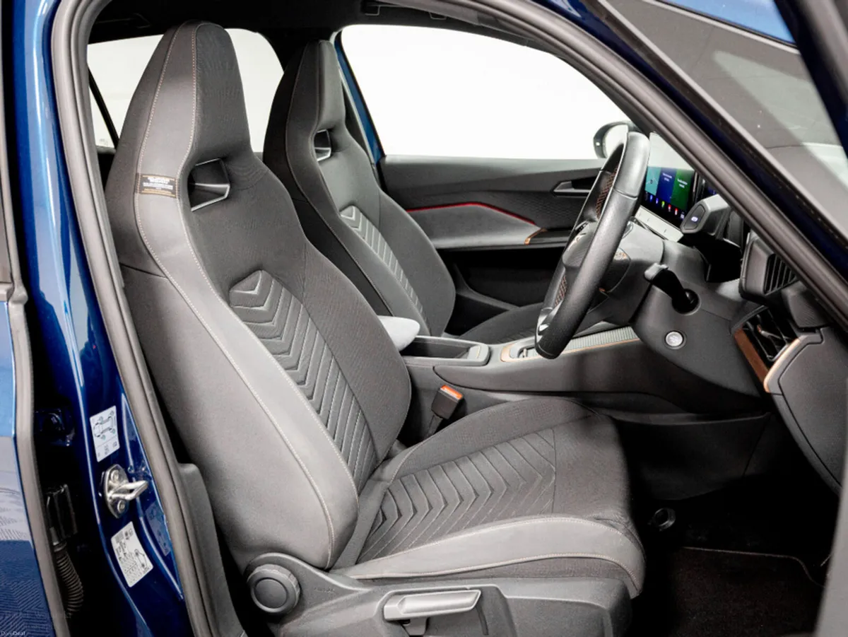 Cupra Born 58kWh Auto 204HP - Image 3