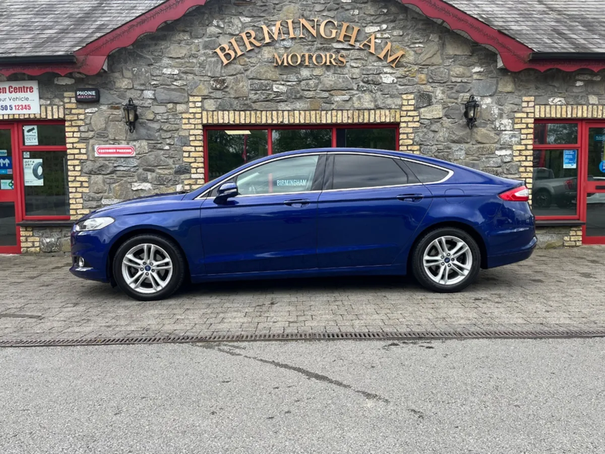 Ford Mondeo TITANIUM 1.5 TD 120PS 6SPEED 4DR - Image 4