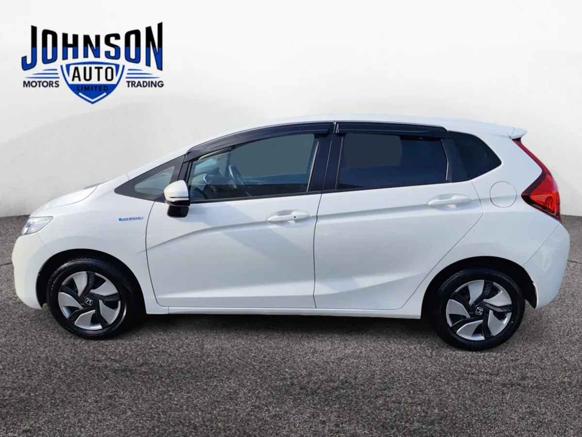 Honda Fit 1.5 Petrol Hybrid Auto - Image 2