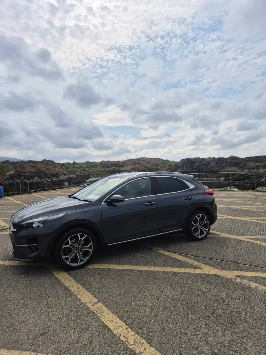 211 kia xceed 1.6 diesel - Image 3