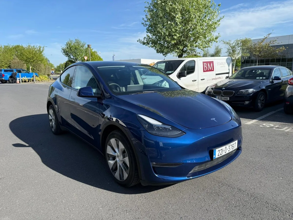 Tesla Model Y 2022 LONG RANGE AWD - Image 2