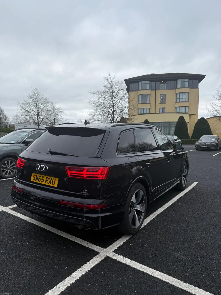 Audi Q7 2015 - Image 4