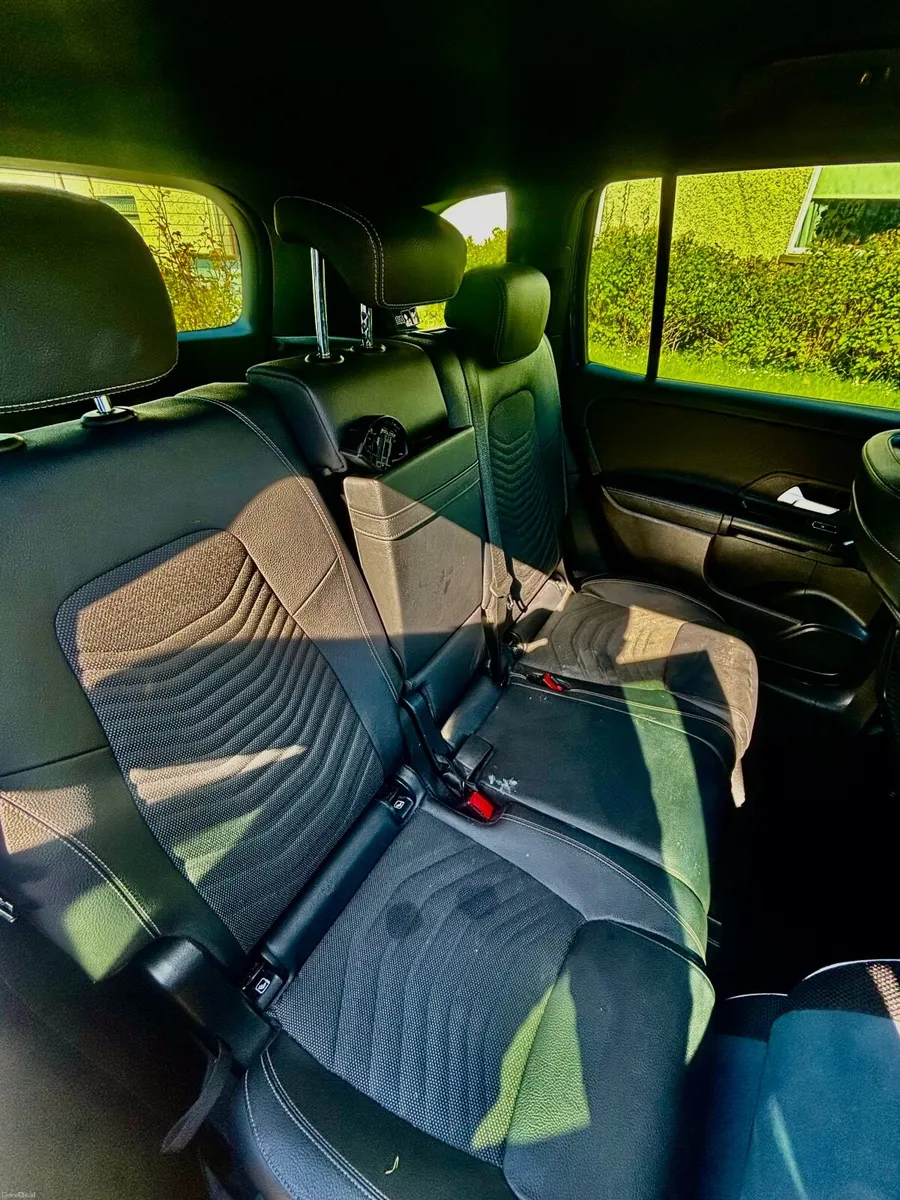 Mercedes-Benz GLB 2021 - Image 4