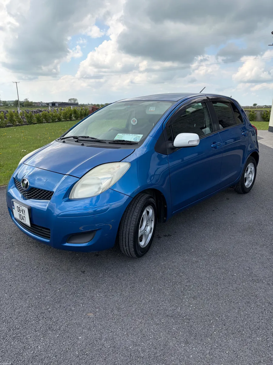 Toyota Vitz 2008 - Image 2