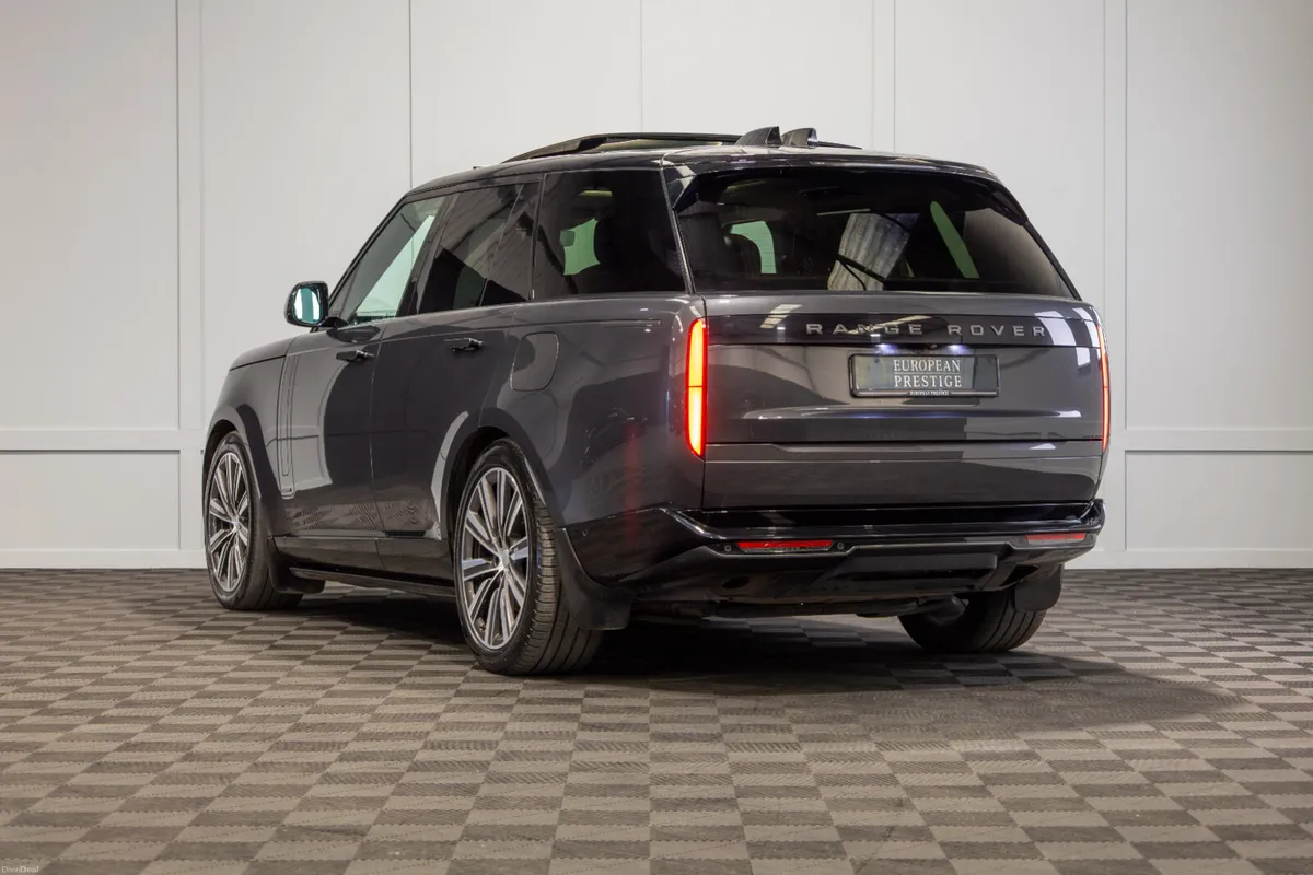 2024 Range Rover P460e Autobiography - Image 4