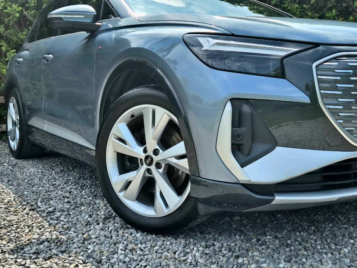 2023 Audi Q4 etron S-Line 40 150KW - Image 4