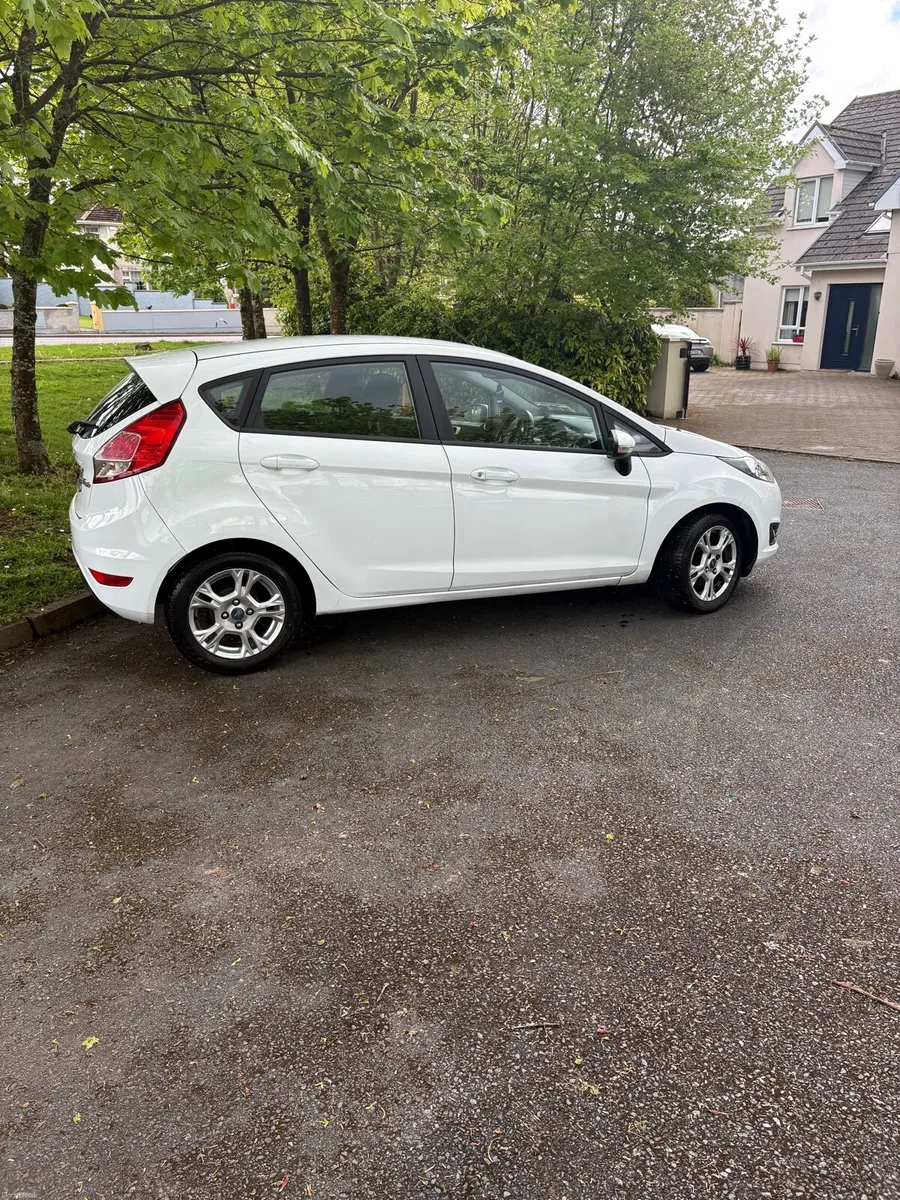 Ford Fiesta 2014 1.2 litre Great Condition! - Image 3