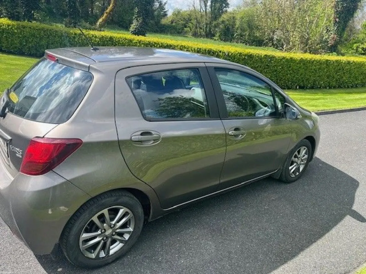 Toyota Yaris 2017 - Image 3