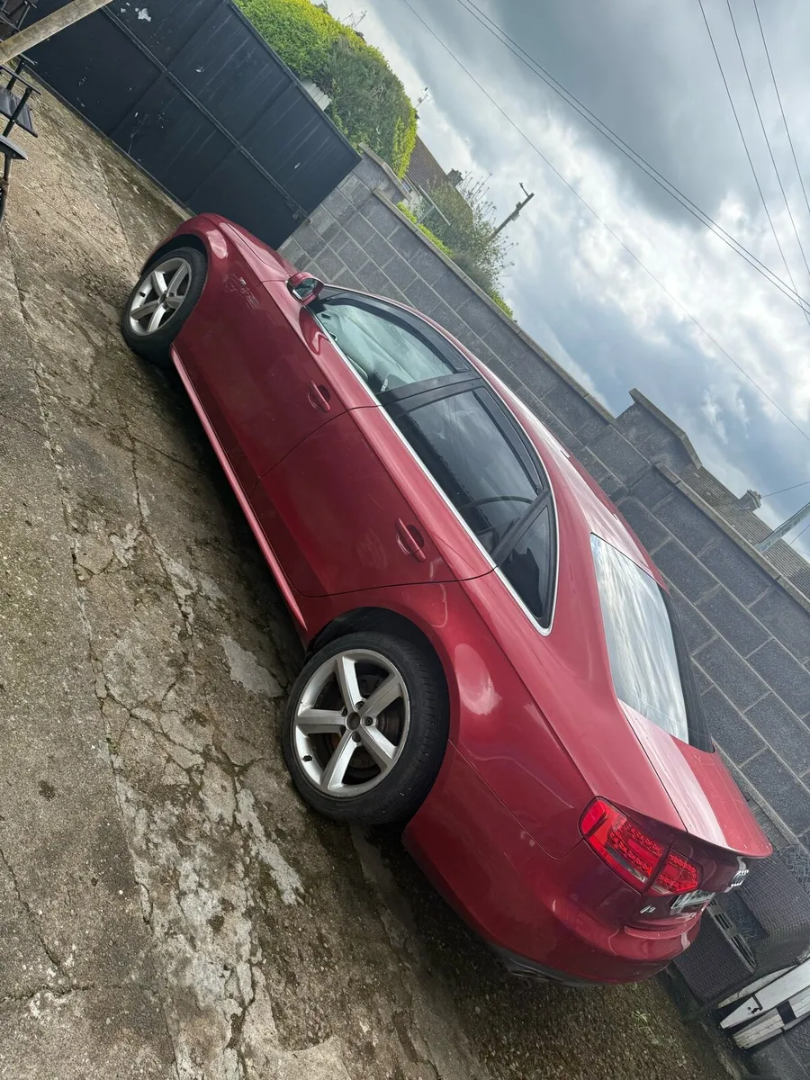 Audi a4 2011 - Image 1