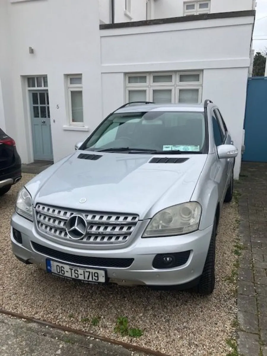 Mercedes-Benz M-Class 2006 - Image 1