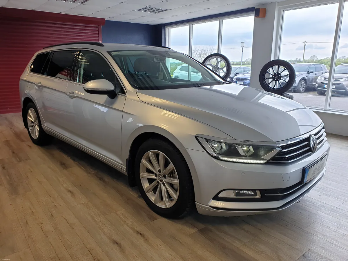 Volkswagen Passat 2.0TDI BUS ED ESTATE - Image 1